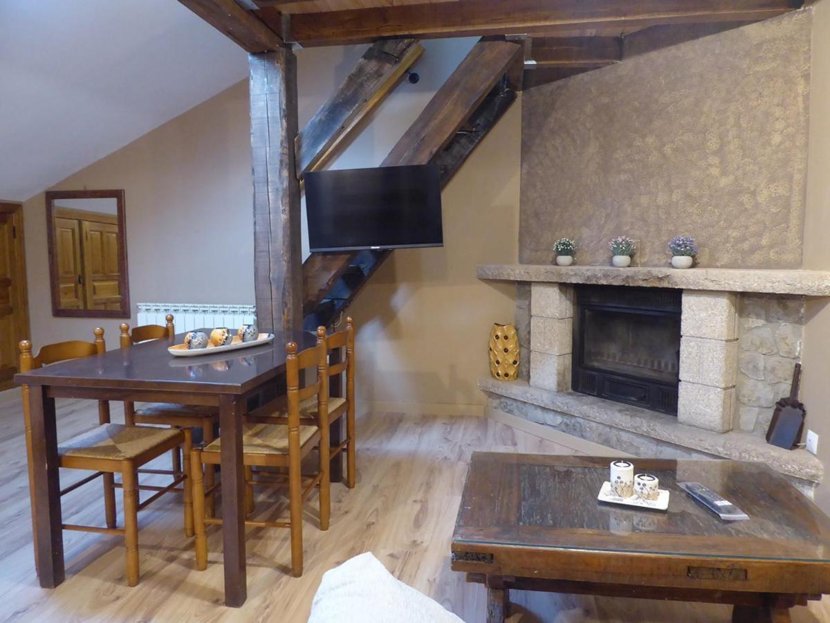 Hotel Rural La Casa De Irene Lubián Eksteriør billede